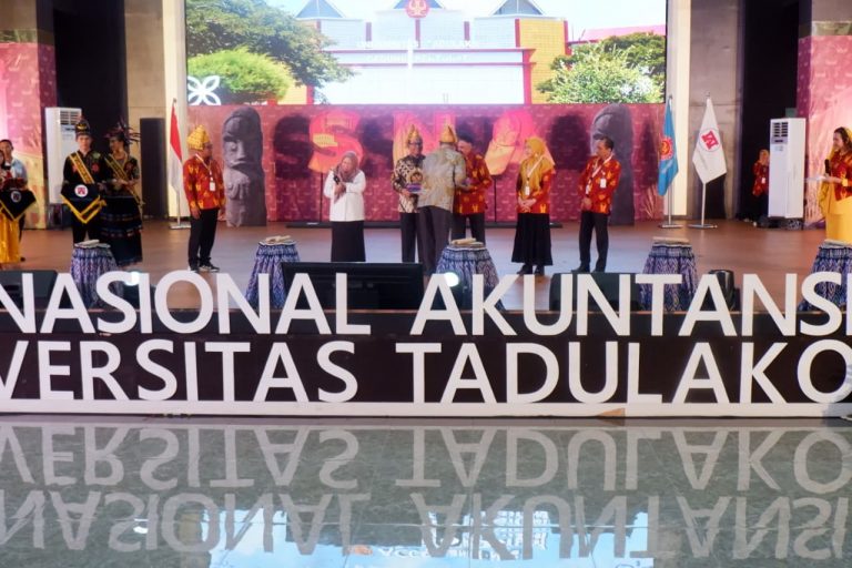 Fakultas Ekonomi dan Bisnis Untad Jadi Tuan Rumah Simposium Nasional Akuntansi ke-28 di Palu