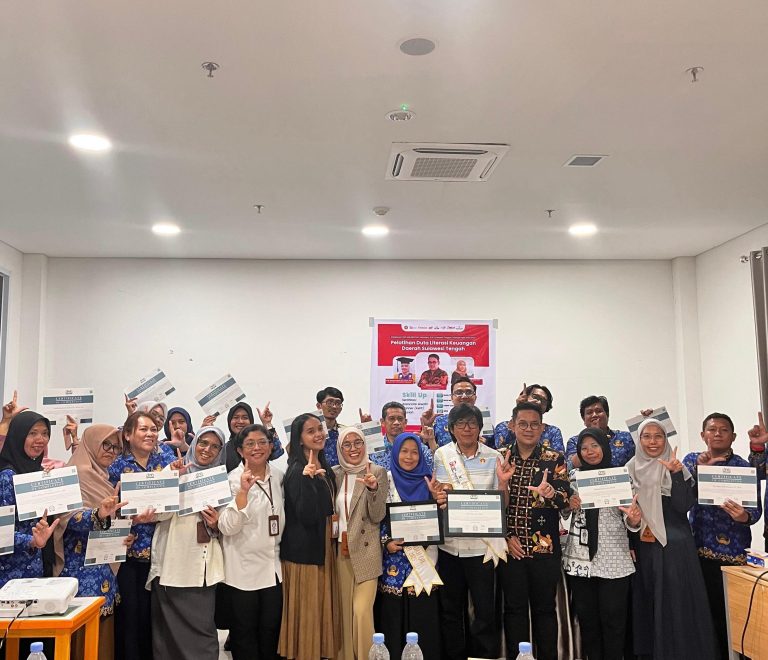 OJK, FEB Universitas Tadulako, dan Hannah Asa Indonesia Gelar Pelatihan Duta Literasi Keuangan Daerah Sulawesi Tengah Batch 3